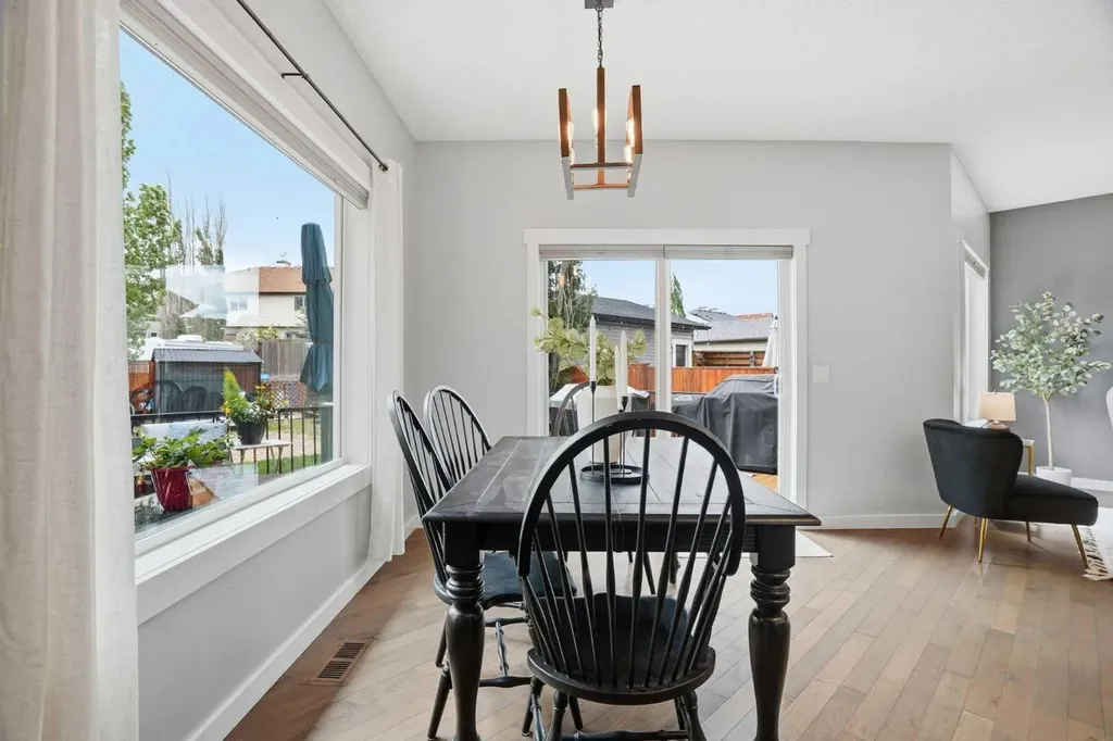 143 Elgin Meadows Way SE Calgary AB T2Z 0S2