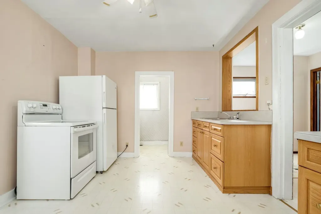 2729 216 Street Bellevue AB T0K0E0