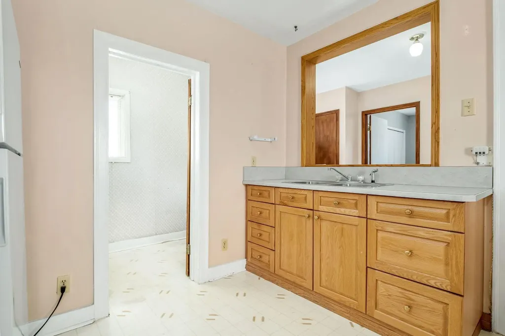 2729 216 Street Bellevue AB T0K0E0