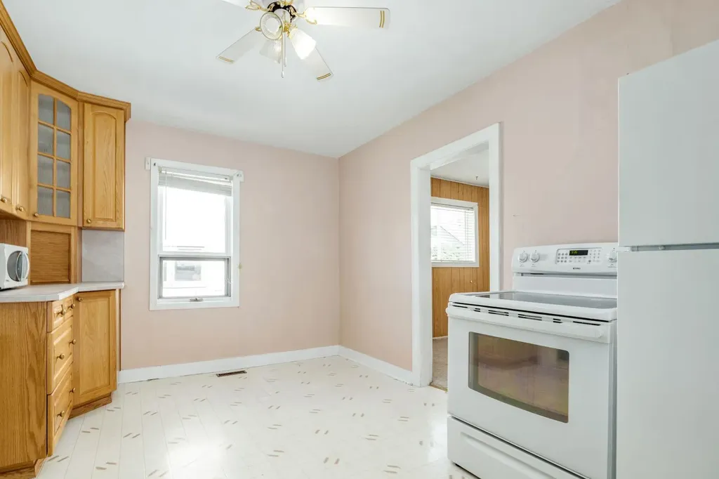 2729 216 Street Bellevue AB T0K0E0