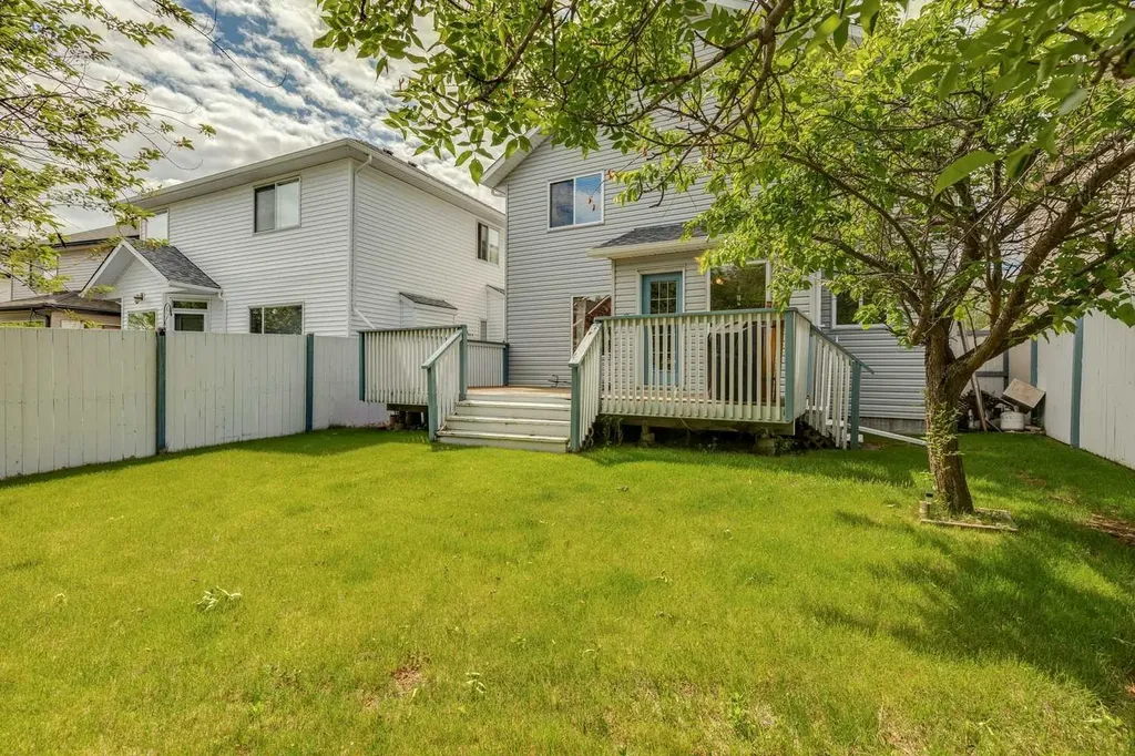 859 Somerset Drive SW Calgary AB T2Y 3P5