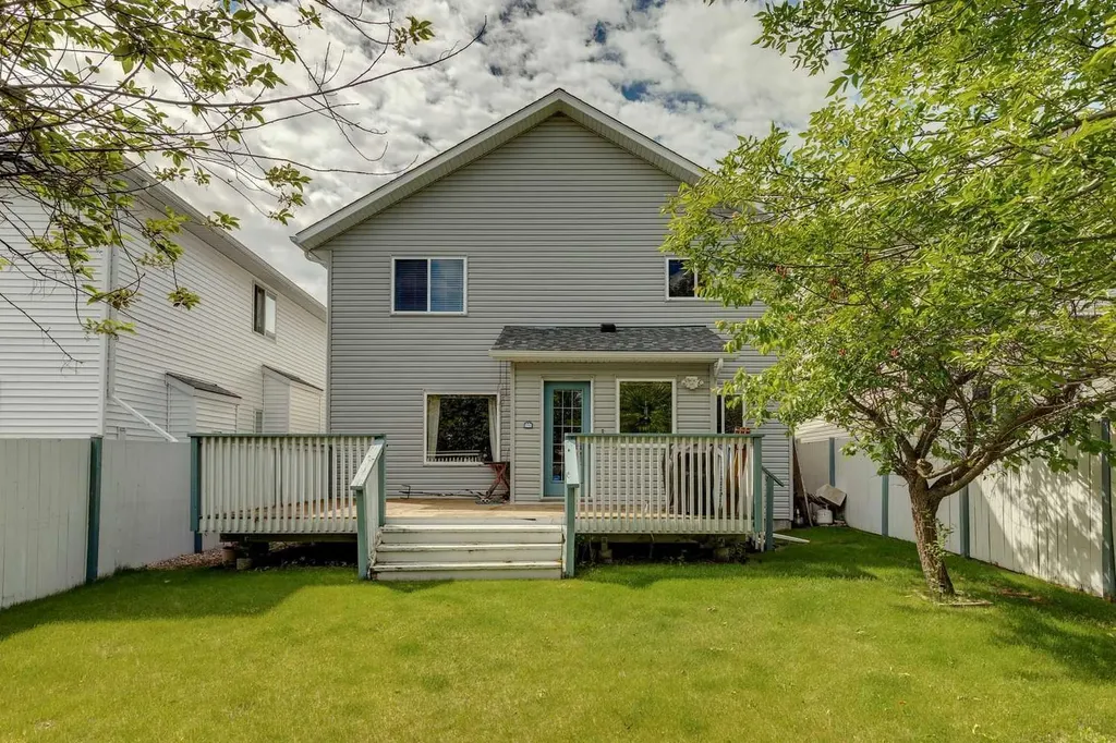859 Somerset Drive SW Calgary AB T2Y 3P5