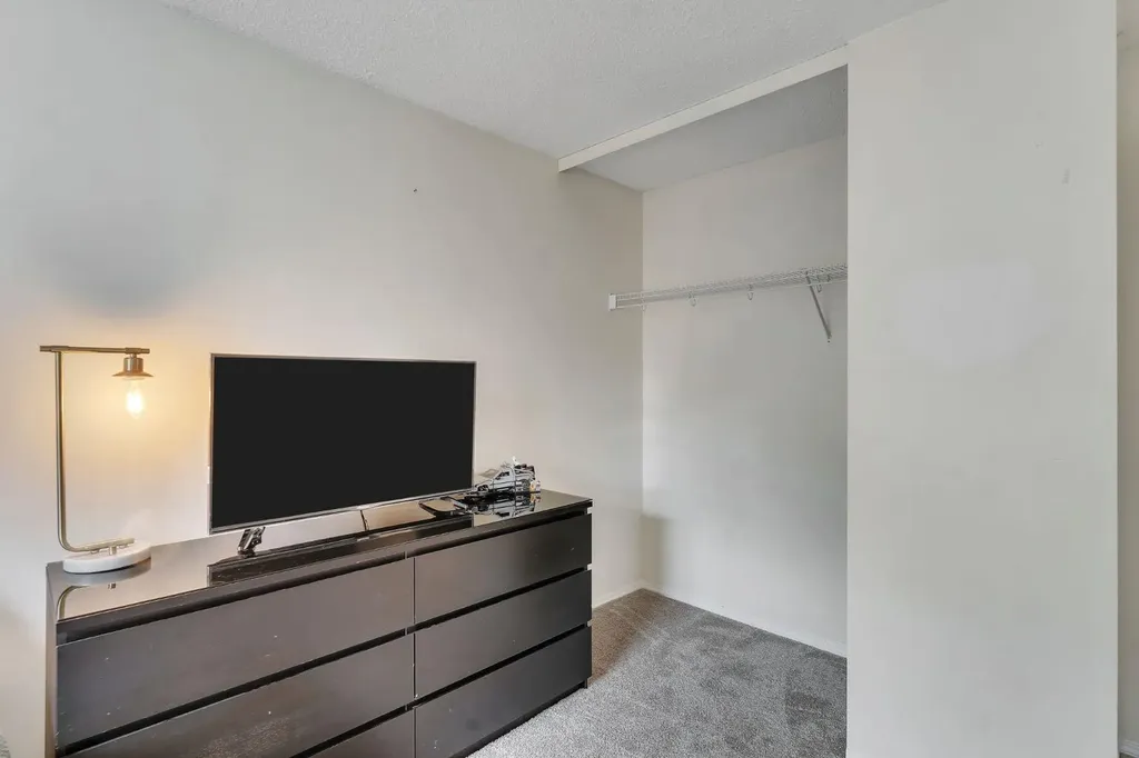 74 Eldorado Road SE Airdrie AB T4B 1C1