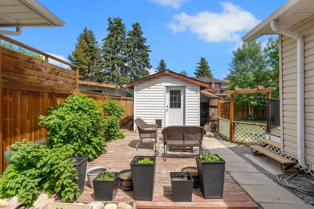 74 Eldorado Road SE Airdrie AB T4B 1C1