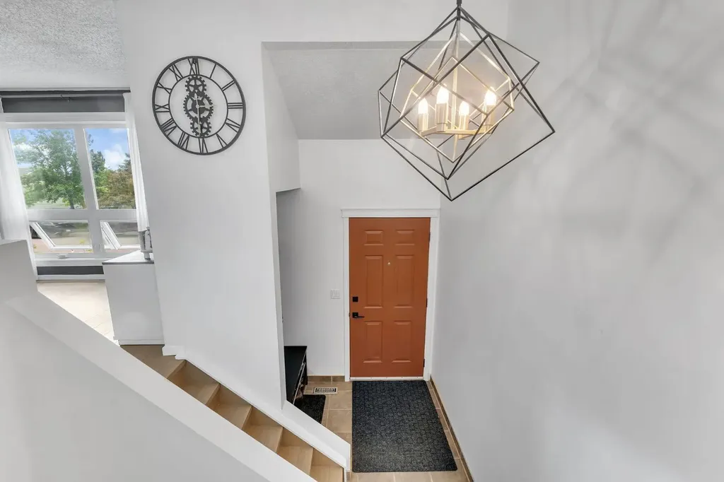 74 Eldorado Road SE Airdrie AB T4B 1C1
