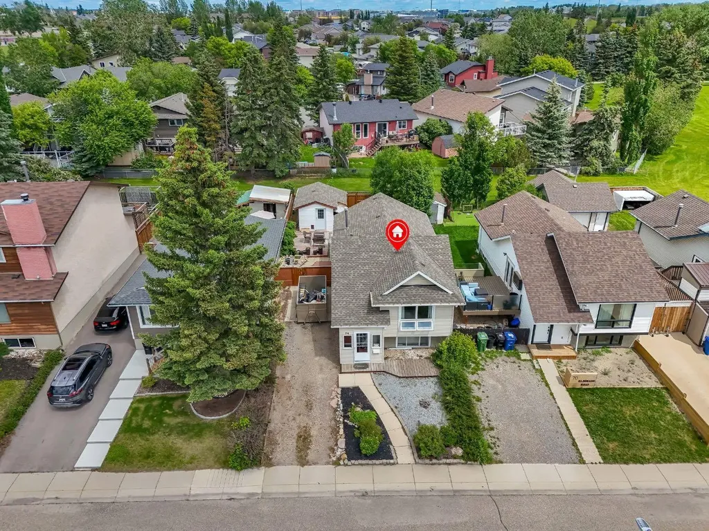 74 Eldorado Road SE Airdrie AB T4B 1C1