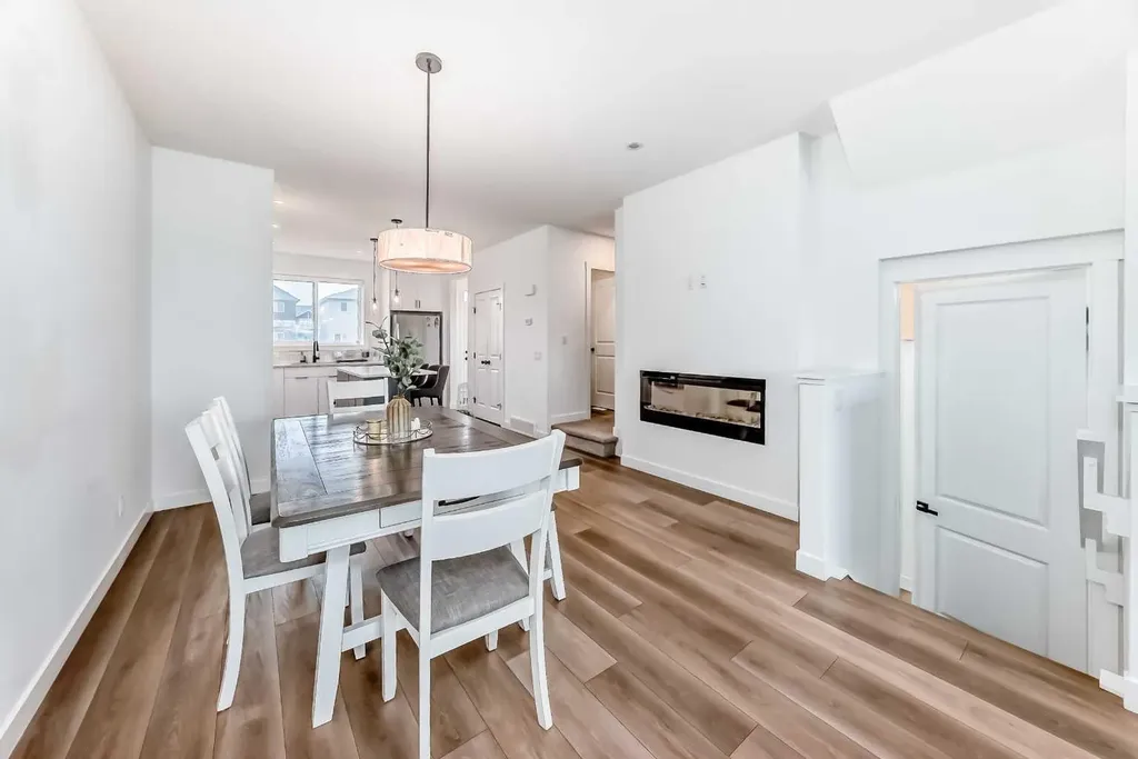 1609 Chinook Gate Drive SW Airdrie AB T4B 5J4
