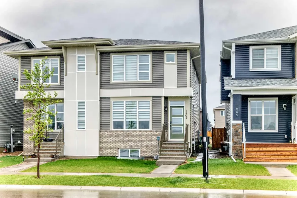 1609 Chinook Gate Drive SW Airdrie AB T4B 5J4