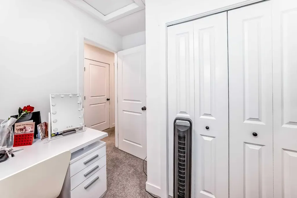 1609 Chinook Gate Drive SW Airdrie AB T4B 5J4