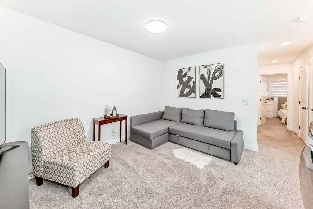 1609 Chinook Gate Drive SW Airdrie AB T4B 5J4