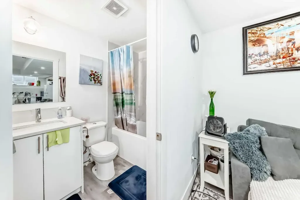 1609 Chinook Gate Drive SW Airdrie AB T4B 5J4