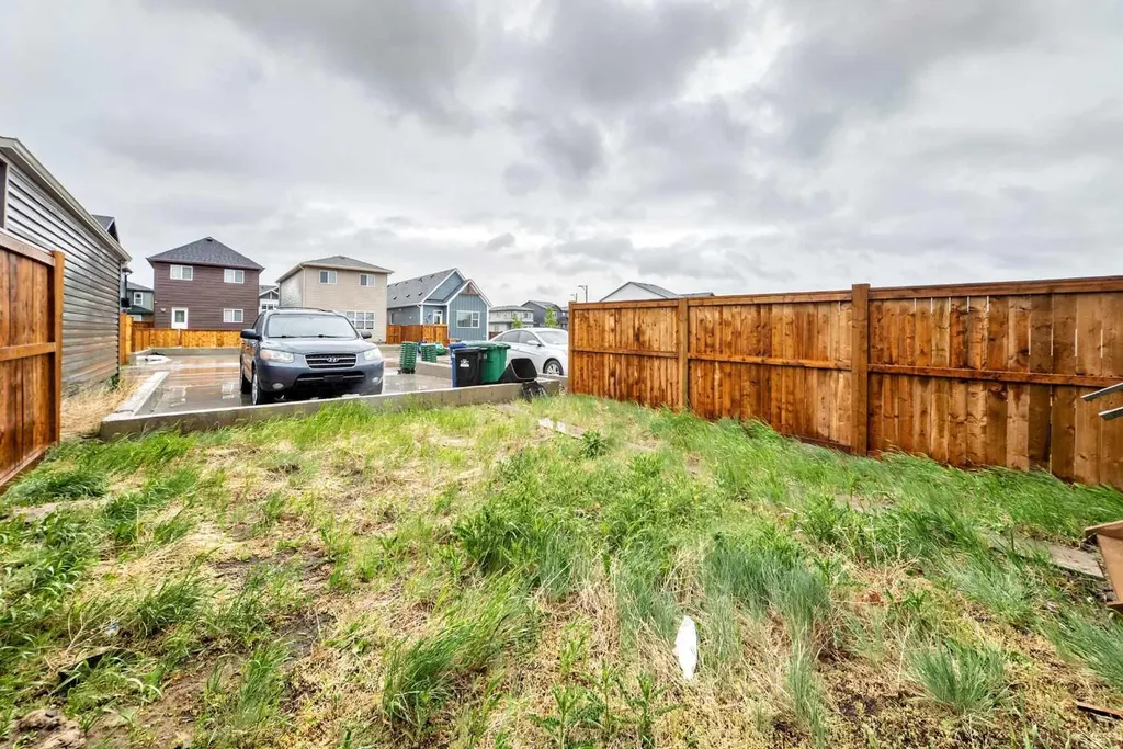 1609 Chinook Gate Drive SW Airdrie AB T4B 5J4