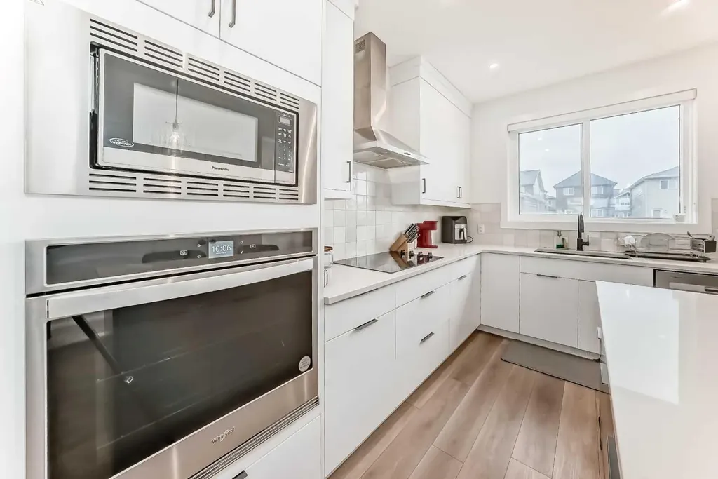 1609 Chinook Gate Drive SW Airdrie AB T4B 5J4