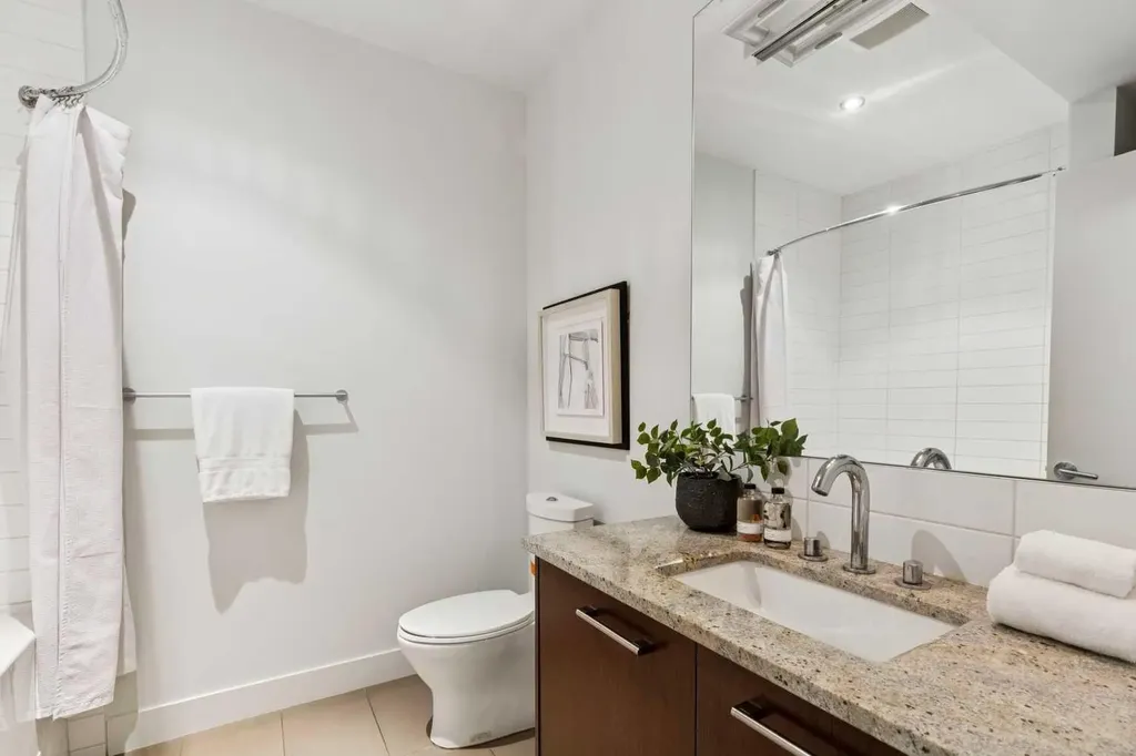 31 Wexford Way SW Calgary AB T3H 0H1