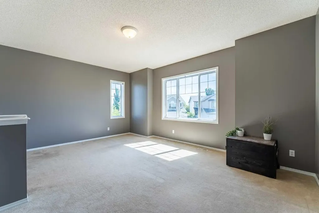 76 Cranfield Place SE Calgary AB T3M 1B3