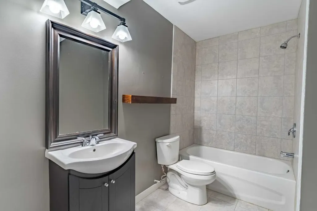76 Cranfield Place SE Calgary AB T3M 1B3