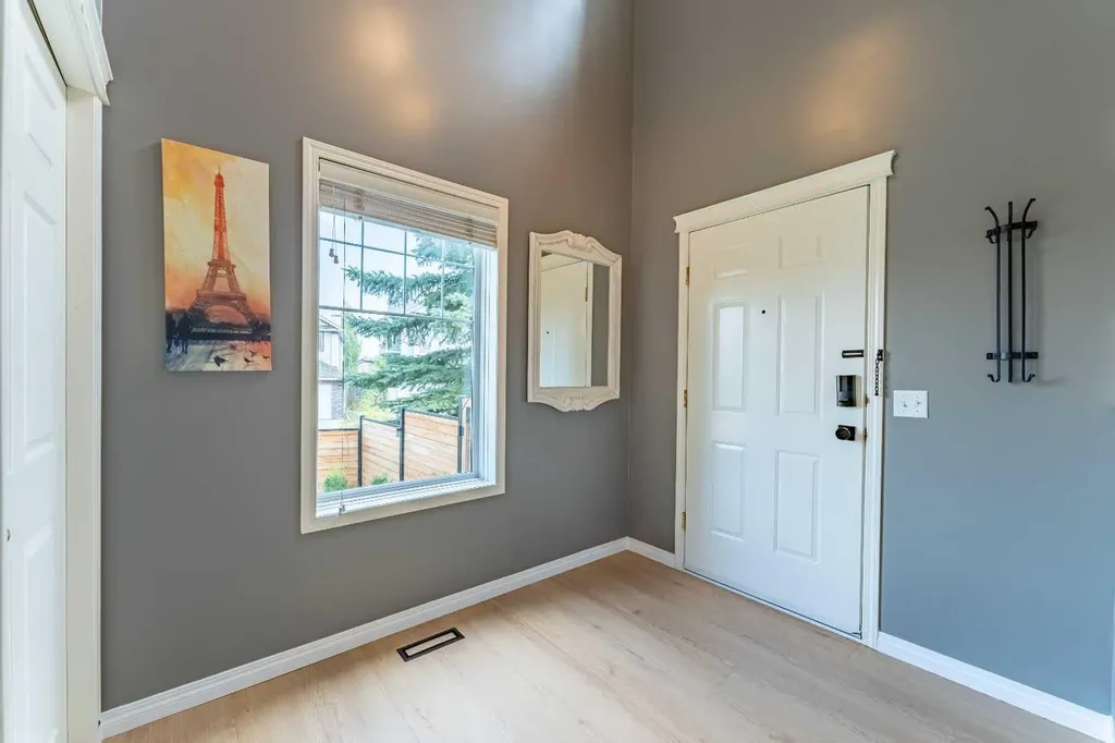 76 Cranfield Place SE Calgary AB T3M 1B3