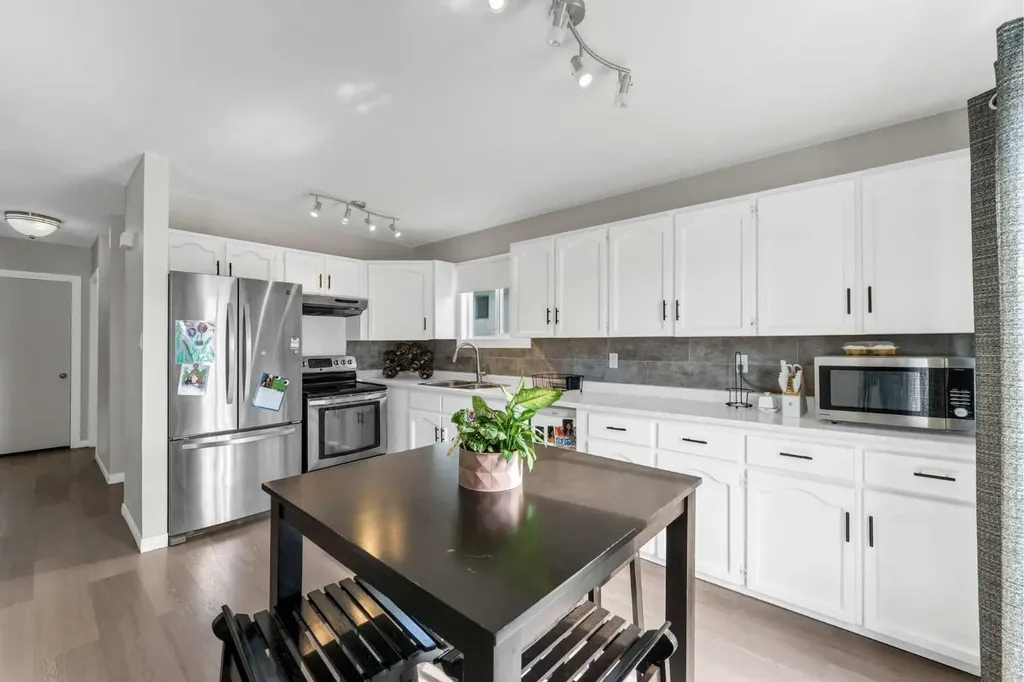 2257 Upland Drive SE Medicine Hat AB T1A 7K3