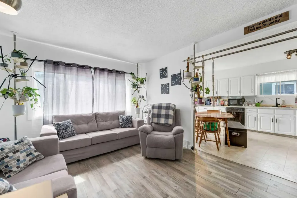 2257 Upland Drive SE Medicine Hat AB T1A 7K3