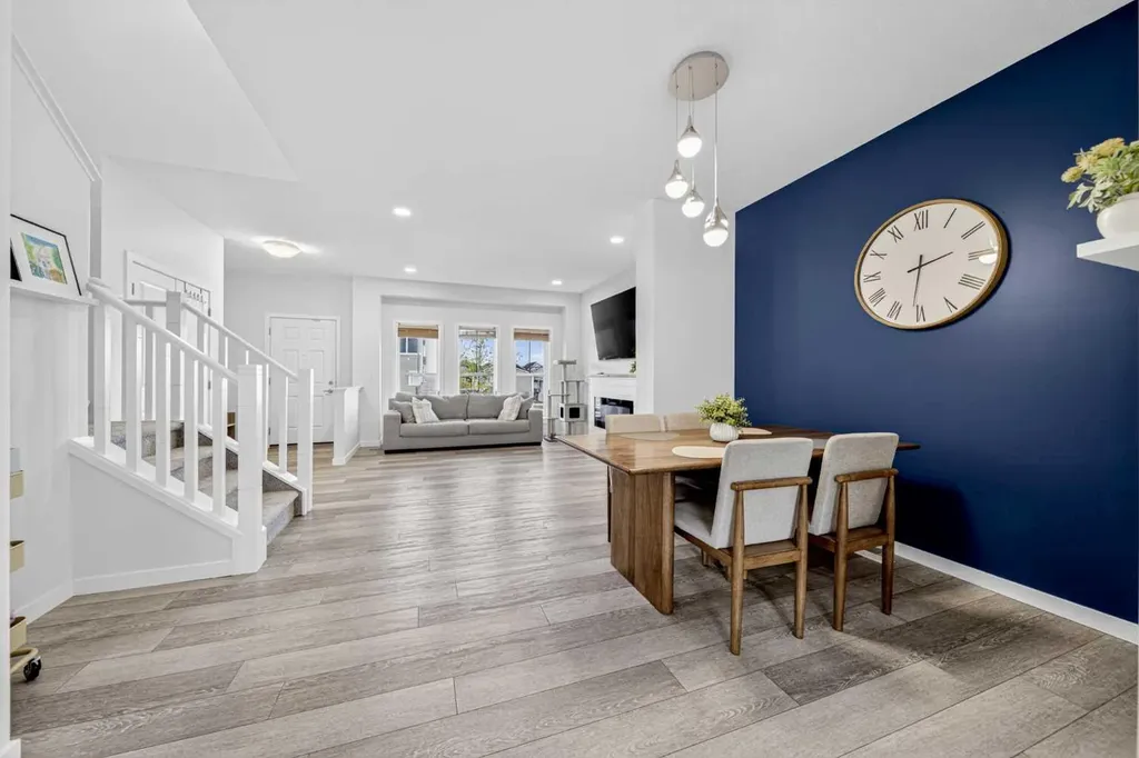 170 Magnolia Square SE Calgary AB T3M 2W5