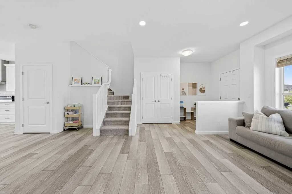 170 Magnolia Square SE Calgary AB T3M 2W5
