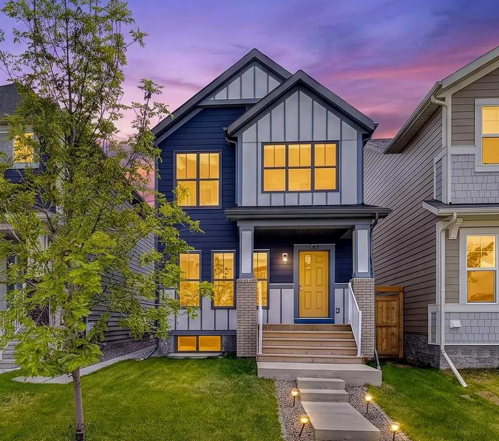 170 Magnolia Square SE Calgary AB T3M 2W5