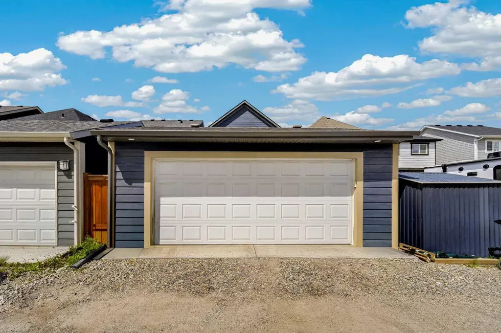 170 Magnolia Square SE Calgary AB T3M 2W5