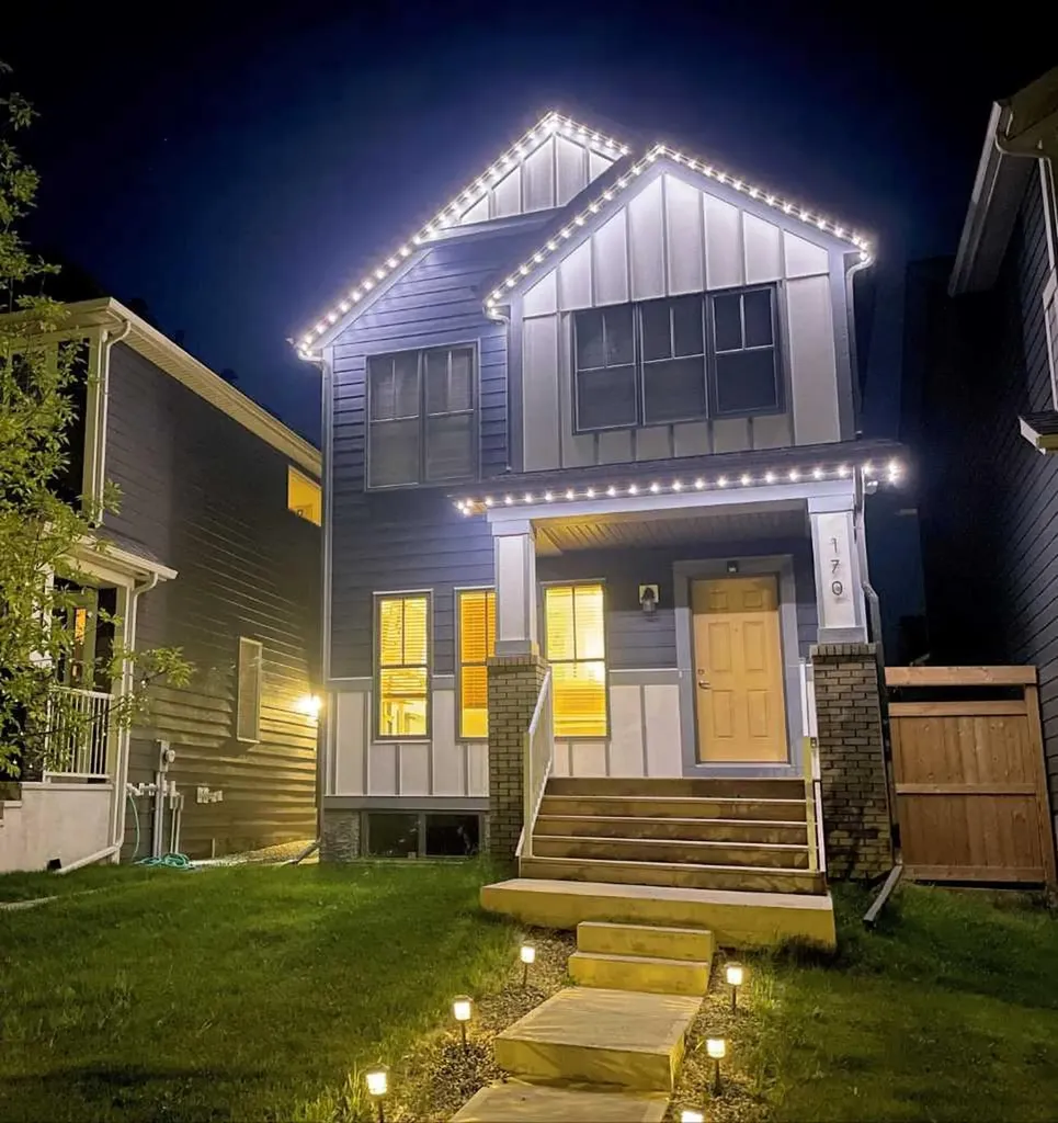 170 Magnolia Square SE Calgary AB T3M 2W5