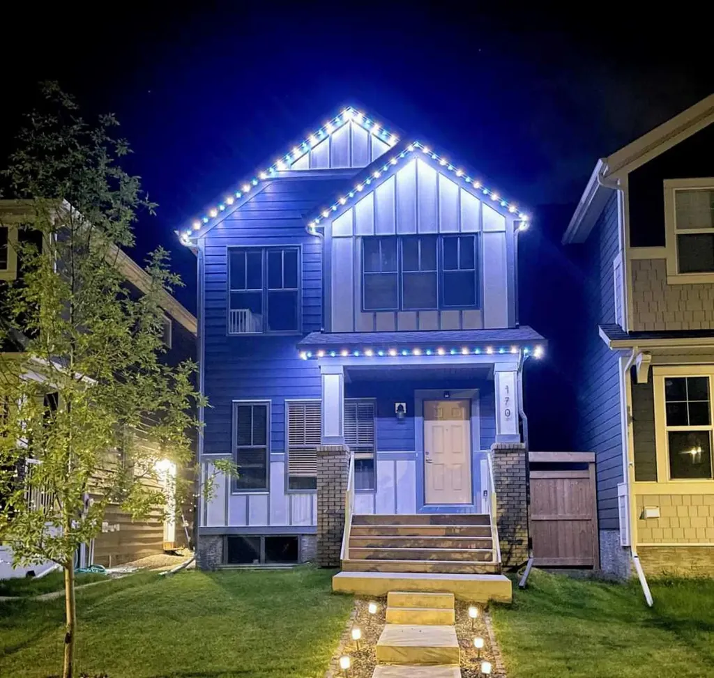 170 Magnolia Square SE Calgary AB T3M 2W5