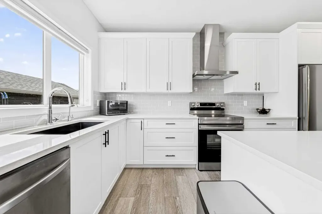 170 Magnolia Square SE Calgary AB T3M 2W5