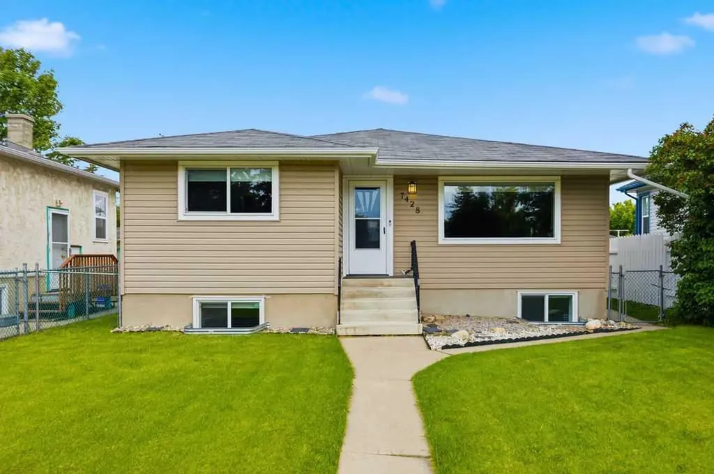 7428 23 Street SE Calgary AB T2C 0X9