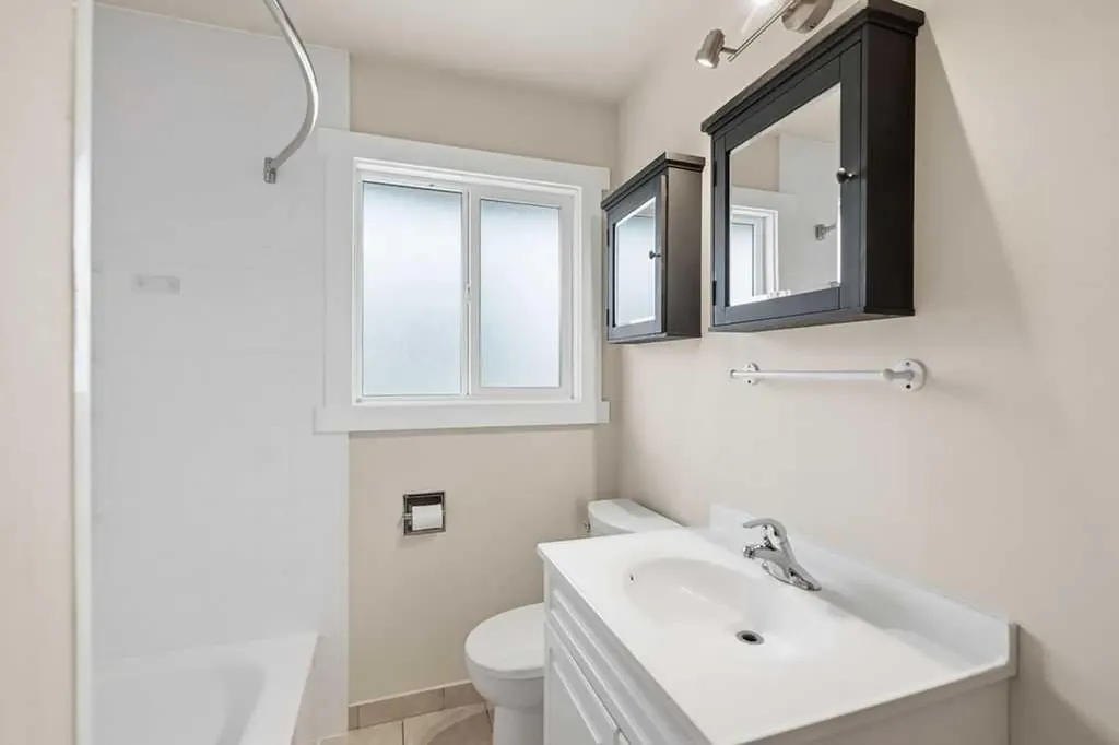 7428 23 Street SE Calgary AB T2C 0X9