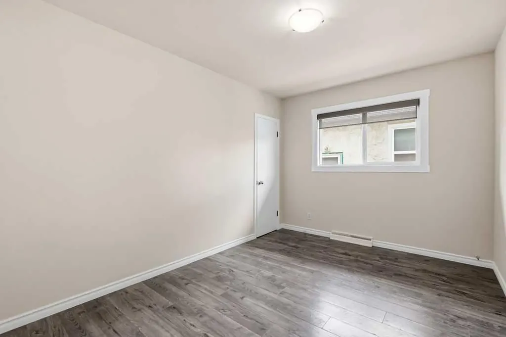 7428 23 Street SE Calgary AB T2C 0X9