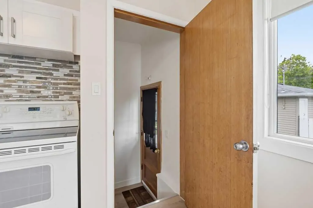 7428 23 Street SE Calgary AB T2C 0X9