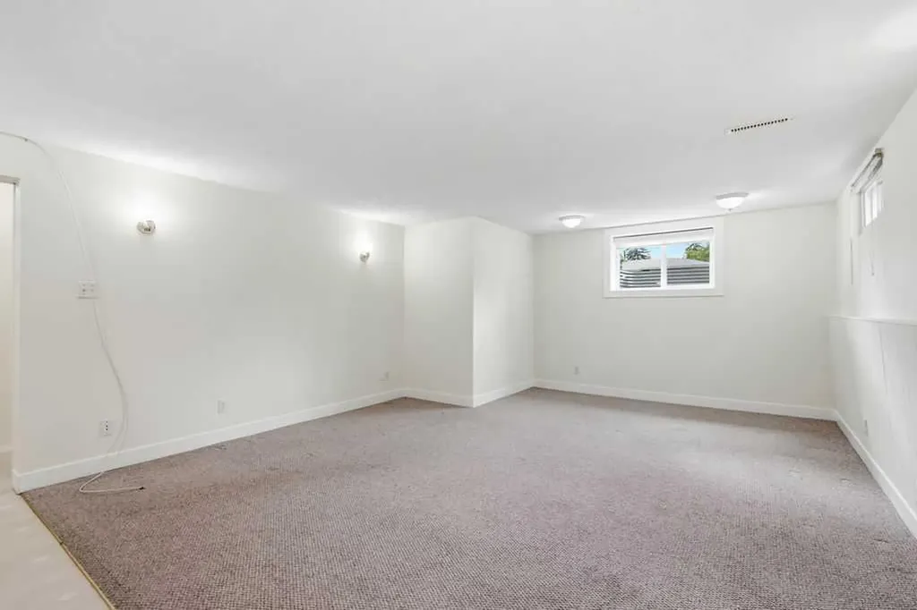 7428 23 Street SE Calgary AB T2C 0X9