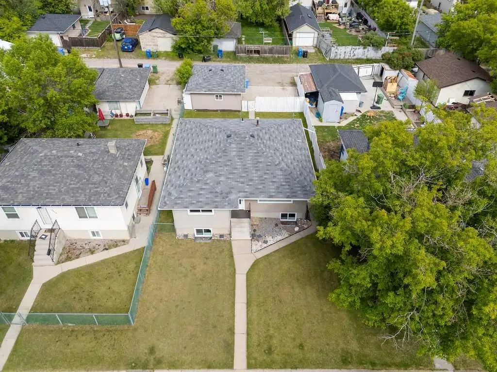 7428 23 Street SE Calgary AB T2C 0X9