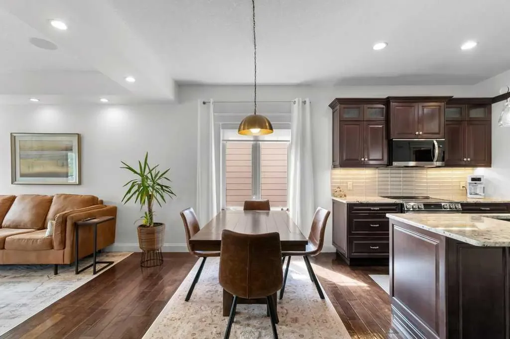 7 Michener Boulevard Red Deer AB T4P 0M6