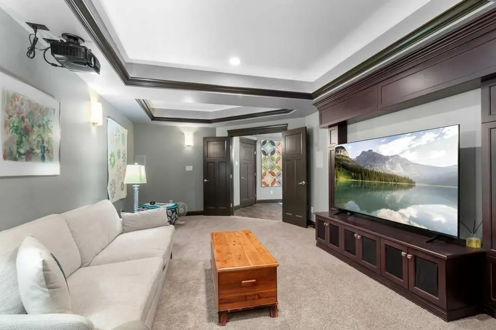 7 Michener Boulevard Red Deer AB T4P 0M6