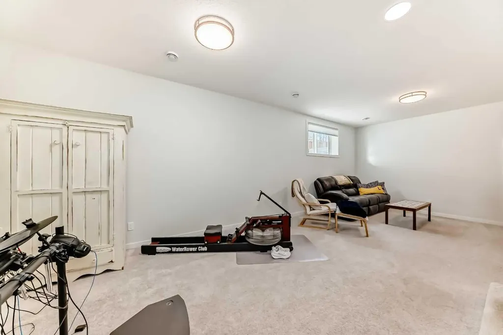 55 Fireside Circle Cochrane AB T4C 1P5