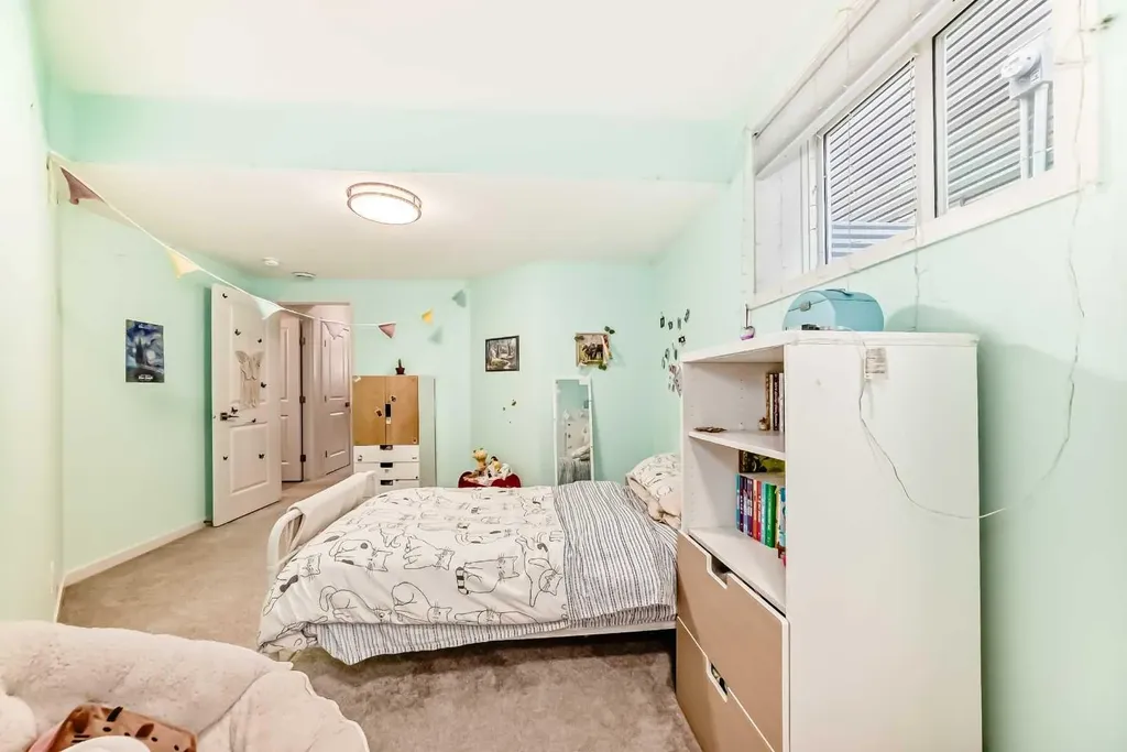 55 Fireside Circle Cochrane AB T4C 1P5