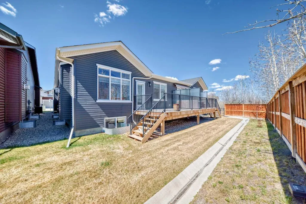 55 Fireside Circle Cochrane AB T4C 1P5
