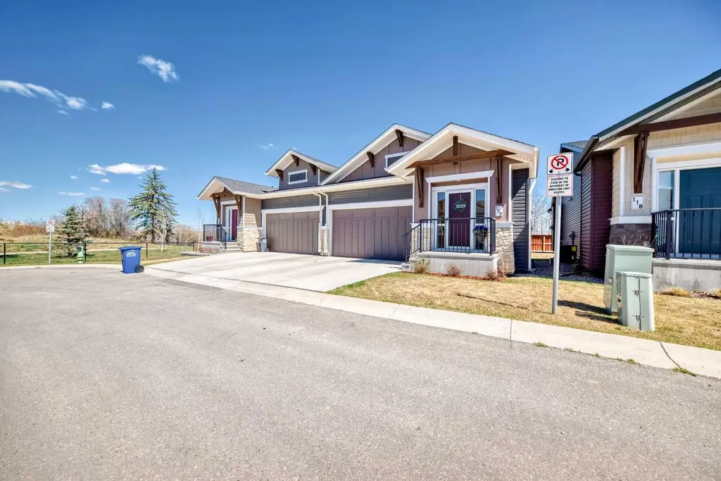 55 Fireside Circle Cochrane AB T4C 1P5