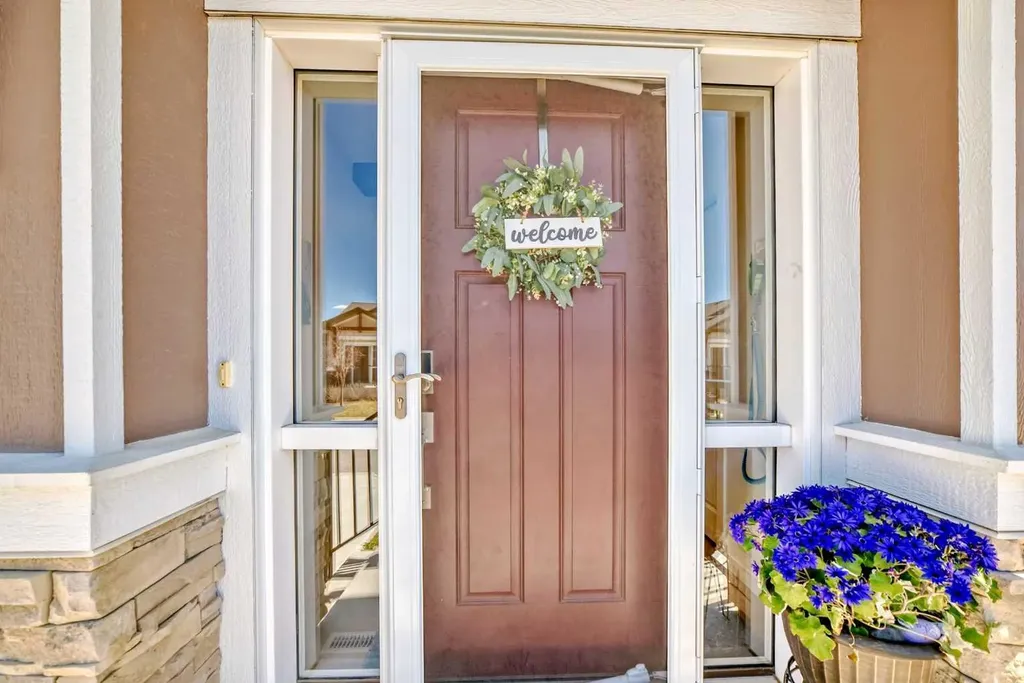 55 Fireside Circle Cochrane AB T4C 1P5