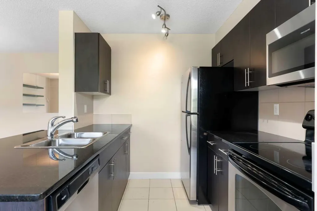 625 Glenbow Drive Cochrane AB T4C 0S7