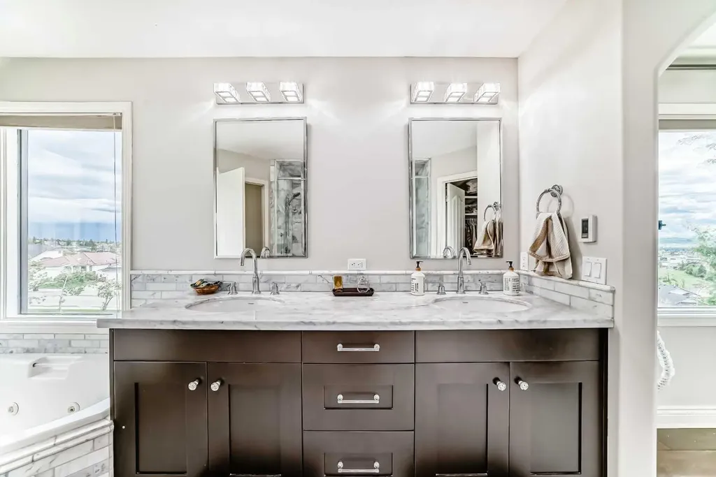103 Arbour Vista Road NW Calgary AB T3G 5G3