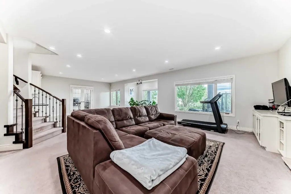 103 Arbour Vista Road NW Calgary AB T3G 5G3