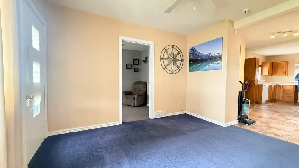 5301 51 Street Lloydminster AB T9V 0P5