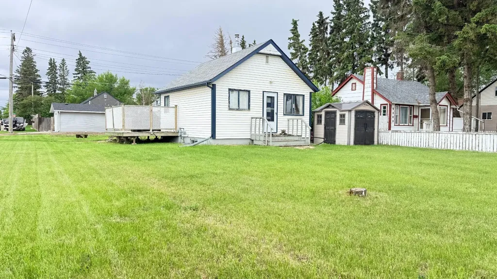 5301 51 Street Lloydminster AB T9V 0P5