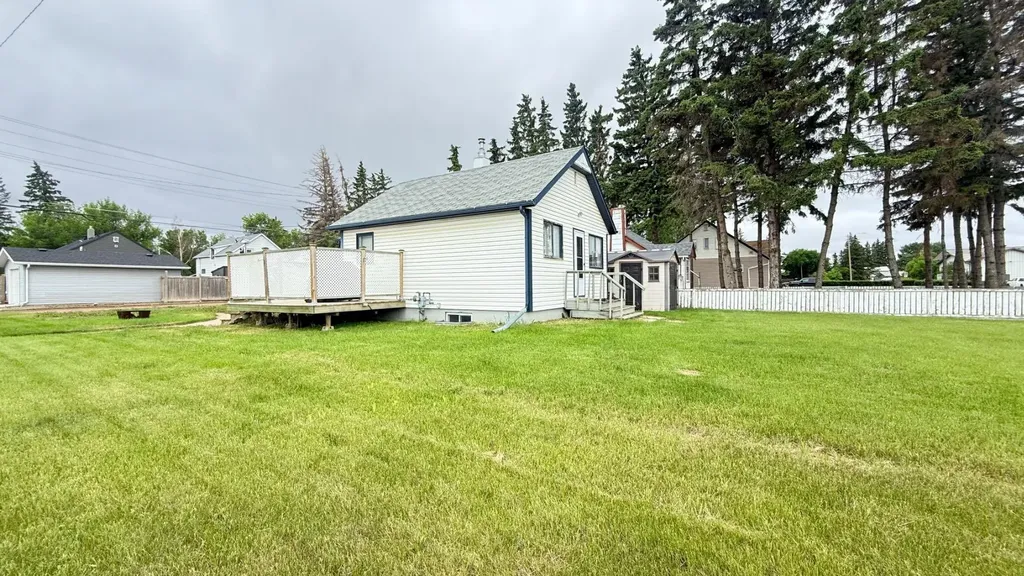 5301 51 Street Lloydminster AB T9V 0P5