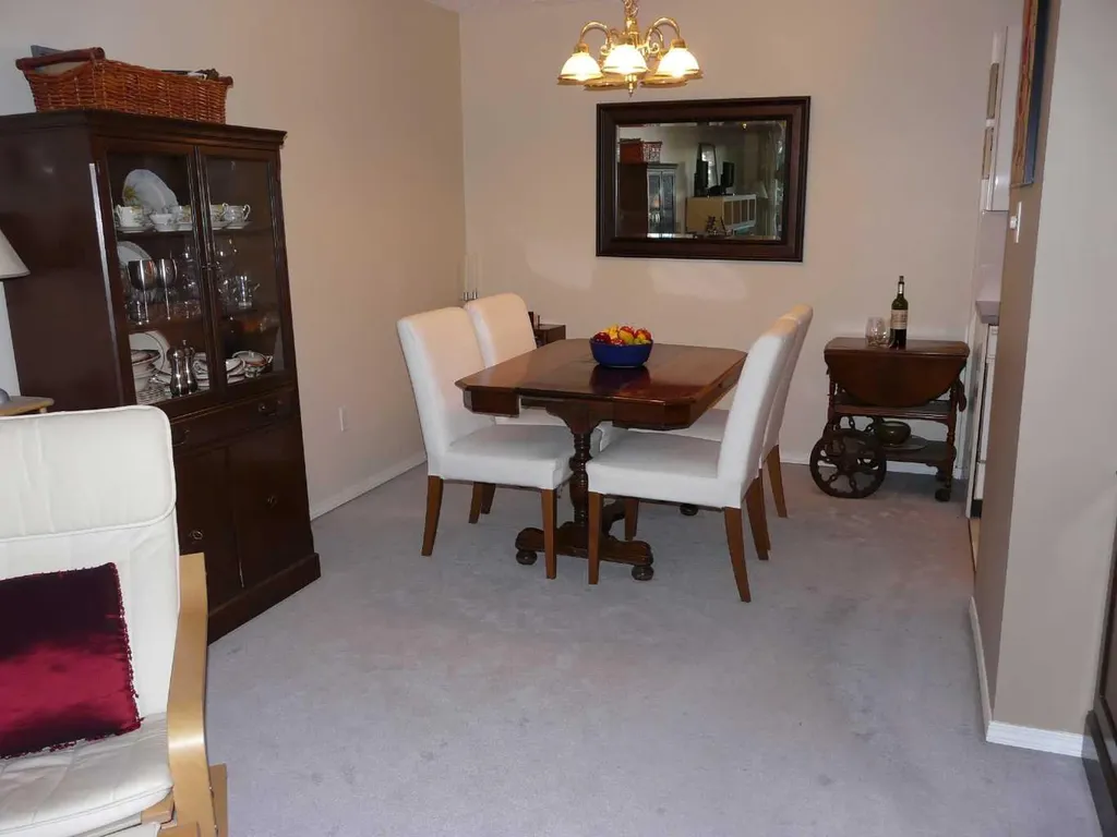 8948 Elbow Drive SW Calgary AB T2V 0H9
